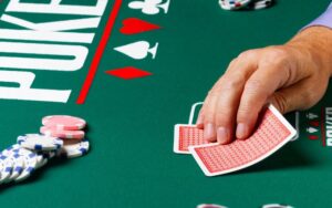 cách chơi poker nâng cao với chiến thuật bluff